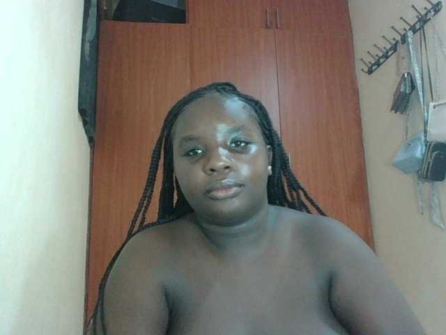 Hotybobbies's BongaCams show and profile