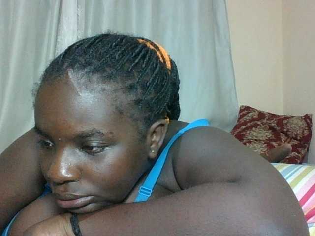 Hotybobbies Live Cam on BongaCams