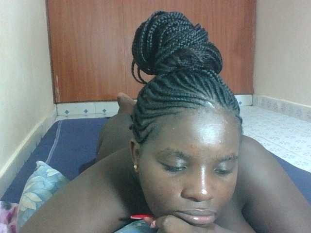 Hotybobbies's BongaCams show and profile