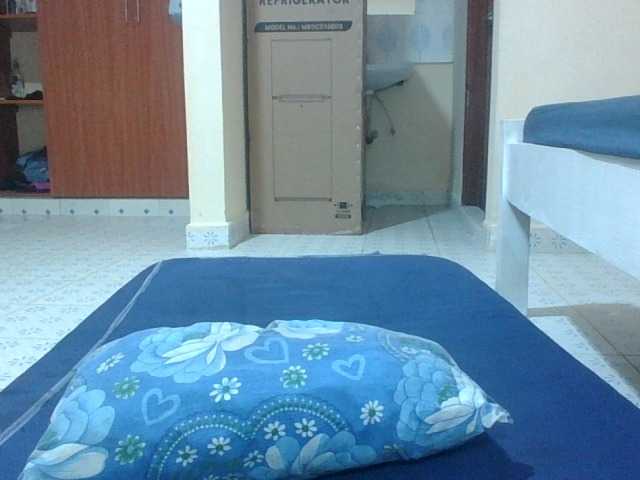 Hotybobbies's BongaCams show and profile