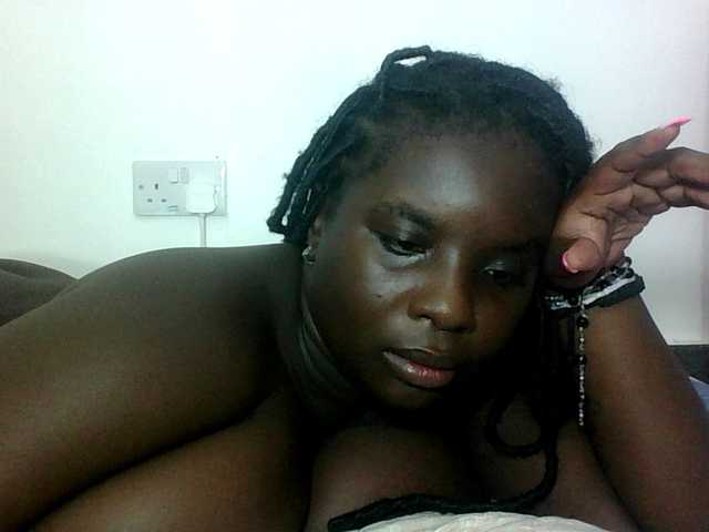 Hotybobbies on BongaCams