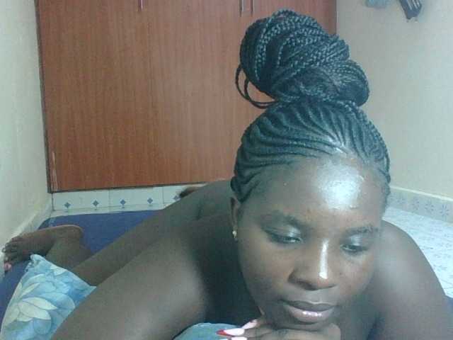 Hotybobbies live cam profile