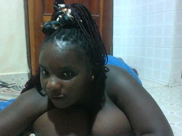 Hotybobbies's BongaCams show and profile