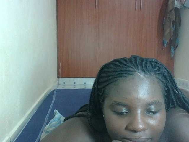 Hotybobbies's BongaCams show and profile