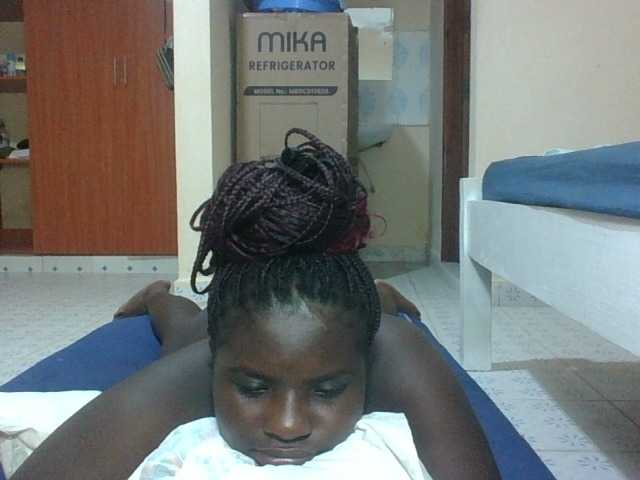 Hotybobbies's BongaCams show and profile