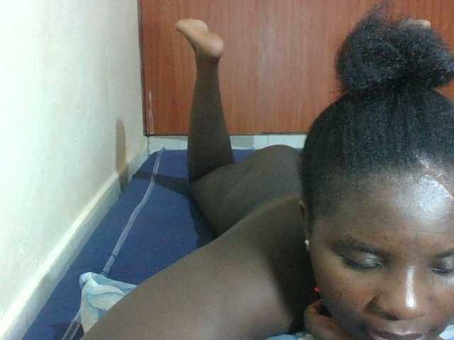 Hotybobbies live cam profile