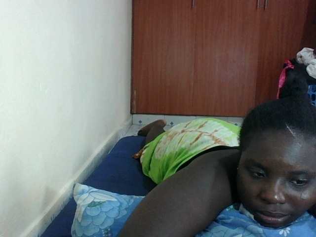 Hotybobbies's BongaCams show and profile