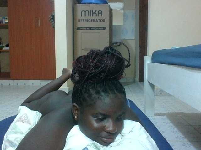 Hotybobbies's BongaCams show and profile