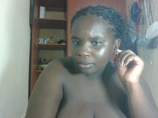 Hotybobbies's BongaCams show and profile