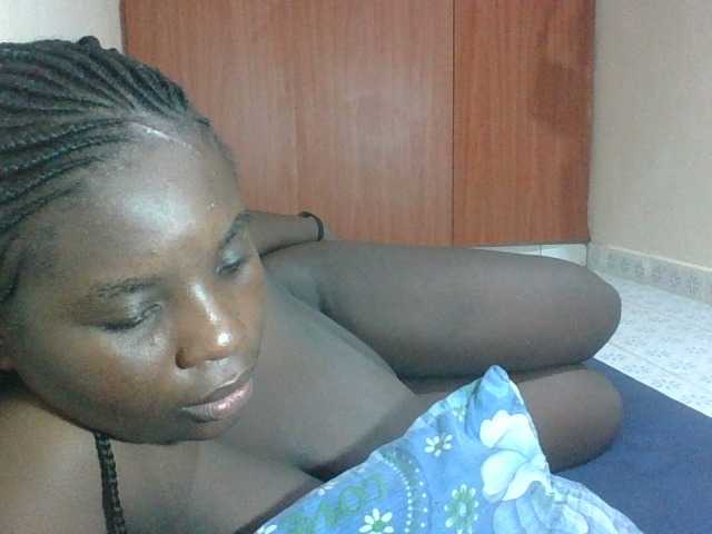 Hotybobbies's BongaCams show and profile