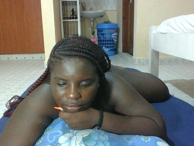 Hotybobbies's BongaCams show and profile