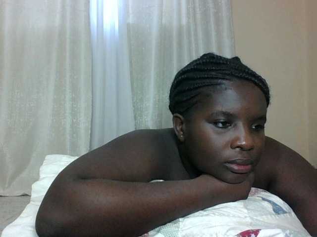 Hotybobbies's BongaCams show and profile