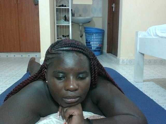 Hotybobbies's BongaCams show and profile