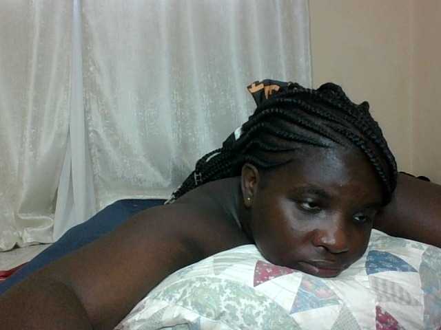 Hotybobbies's BongaCams show and profile