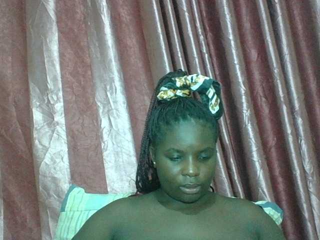 Hotybobbies's BongaCams show and profile