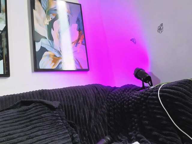 Dakota-lee's BongaCams show and profile