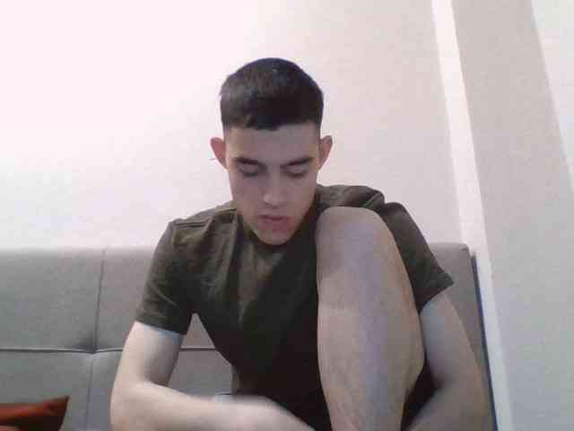 Vladik3462 Live Webcam on BongaCams