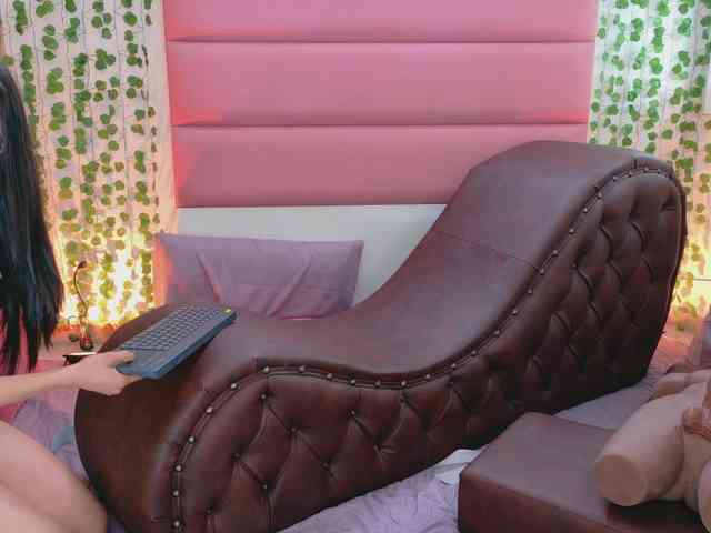 SAM-AND-LISA- webcam