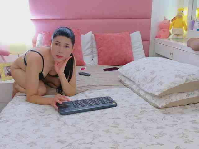 SAM-AND-LISA- webcam