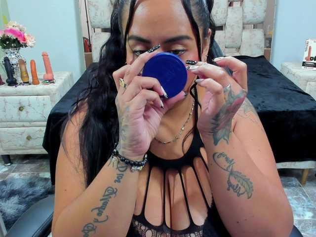 NikolKidman's BongaCams show and profile