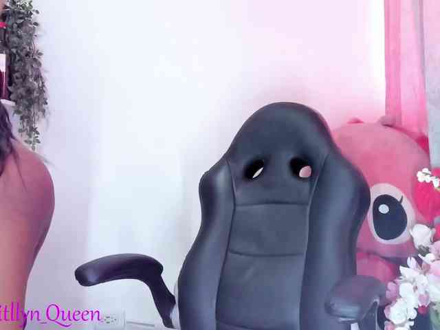 Kaitllyn-Queen webcam