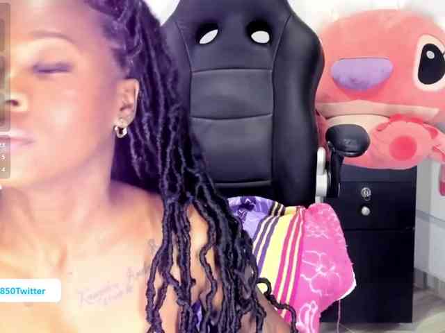 Kaitllyn-Queen webcam