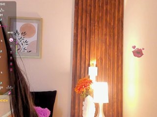 EllieRussell Porn Show