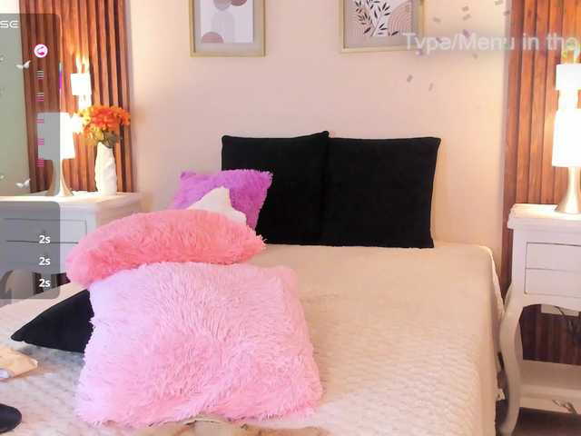 EllieRussell's BongaCams show and profile