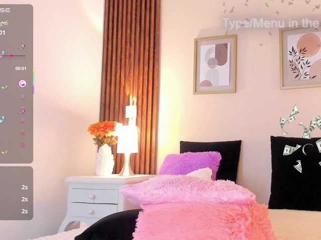 EllieRussell live cam