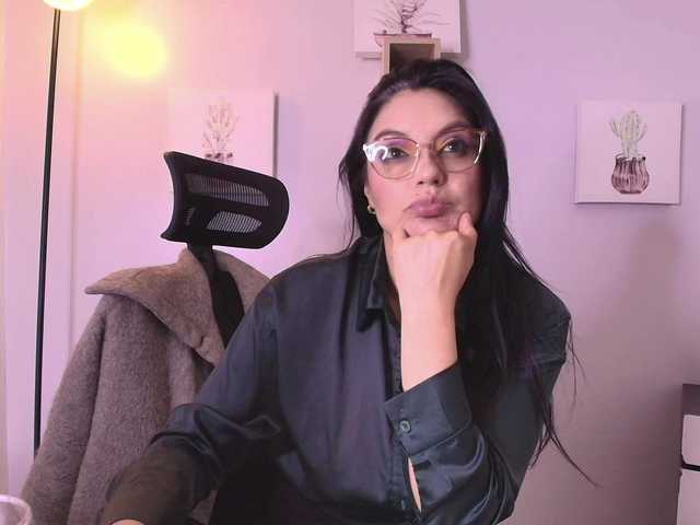 Zuzana21's BongaCams show and profile