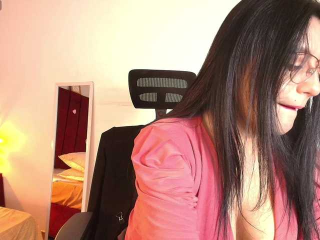 Zuzana21's BongaCams show and profile