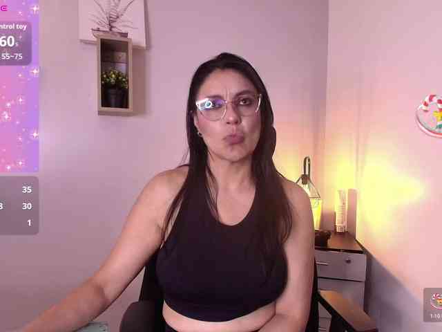 Zuzana21 Live Webcam on BongaCams