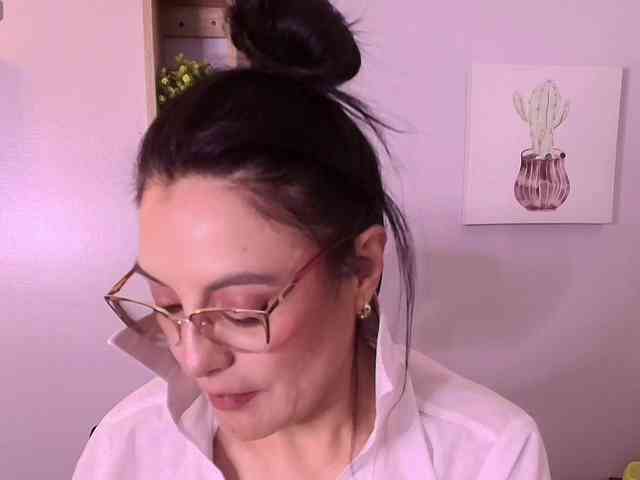 Zuzana21 Live Webcam on BongaCams