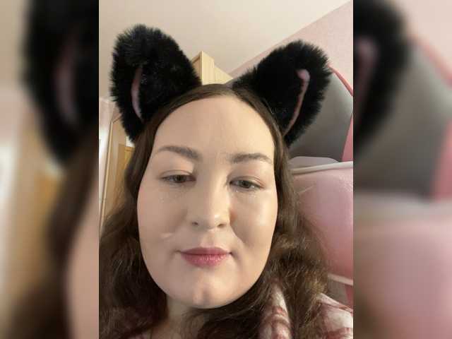 -tiny-nika-'s BongaCams show and profile