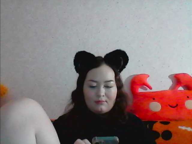 -tiny-nika-'s BongaCams show and profile