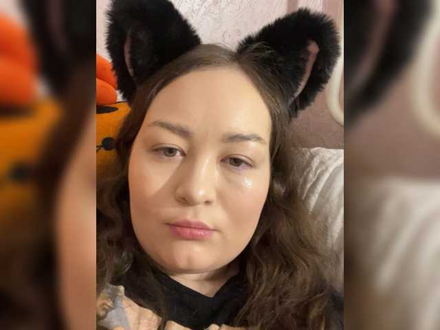 -tiny-nika-'s BongaCams show and profile