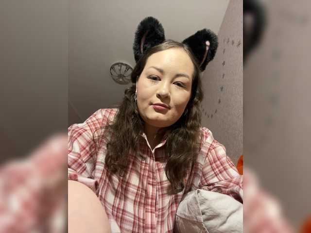 -tiny-nika-'s BongaCams show and profile