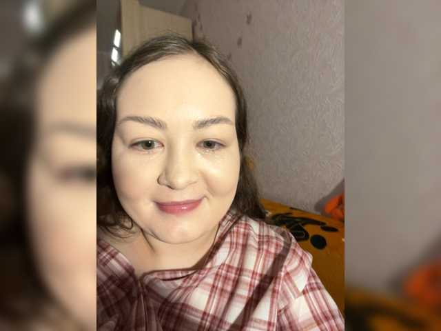 -tiny-nika-'s BongaCams show and profile