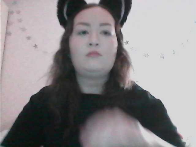 -tiny-nika-'s BongaCams show and profile