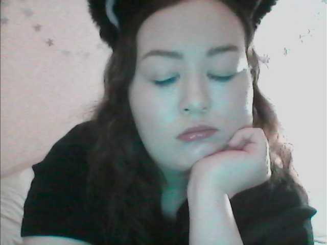 -tiny-nika-'s BongaCams show and profile