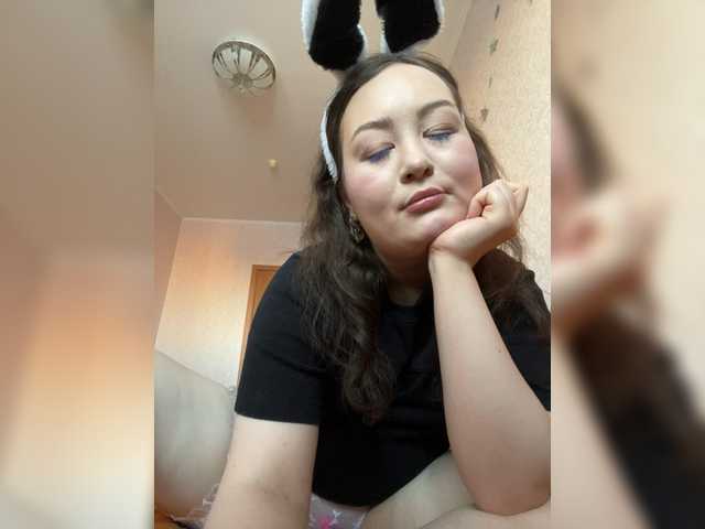 -tiny-nika-'s BongaCams show and profile
