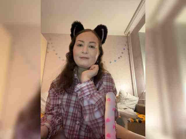 -tiny-nika- -tiny-nika-