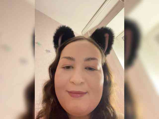 -tiny-nika- -tiny-nika-