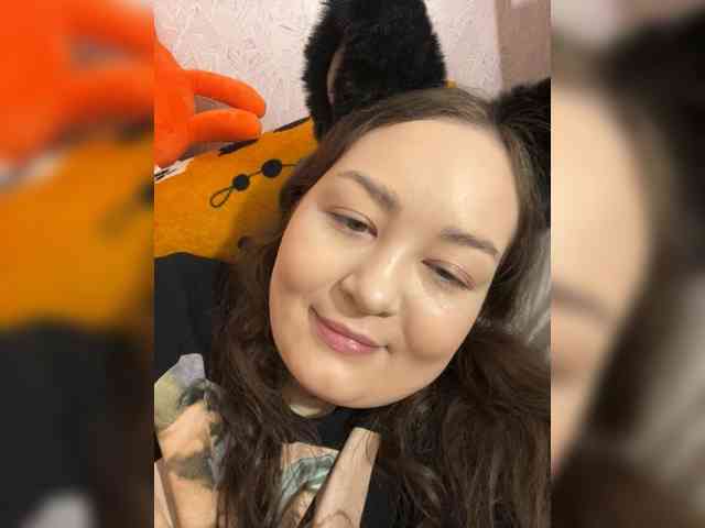 -tiny-nika- -tiny-nika-