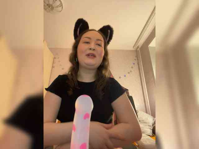 -tiny-nika- -tiny-nika-