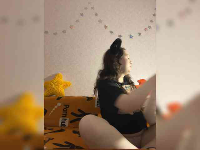 -tiny-nika- -tiny-nika-