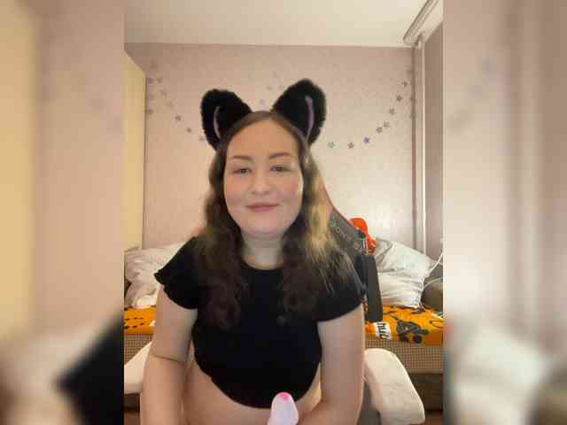 -tiny-nika- -tiny-nika-