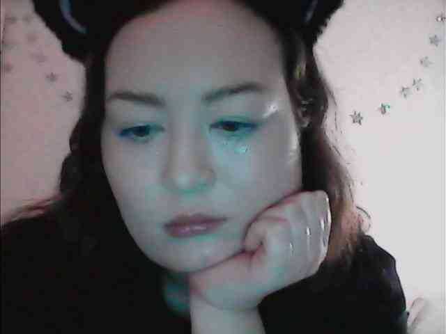 -tiny-nika- -tiny-nika-