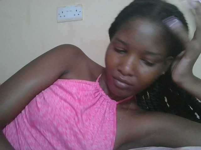 Hornyqueen4's BongaCams show and profile