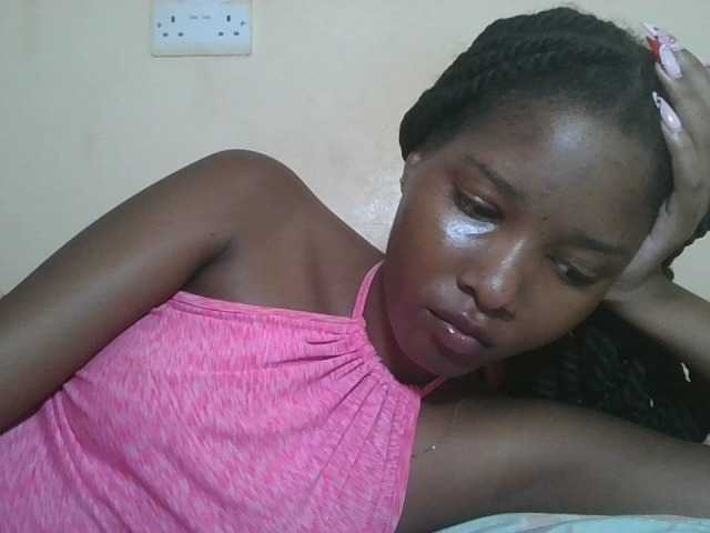 Hornyqueen4's BongaCams show and profile